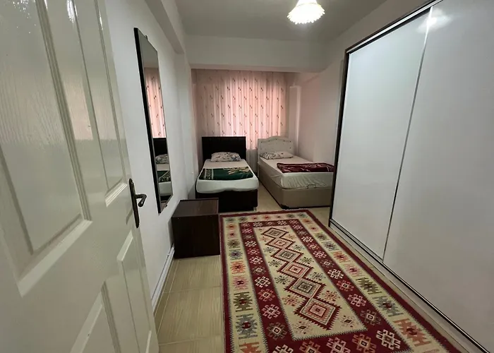 Cengiz Kendi Eviniz Gibi Apartamento